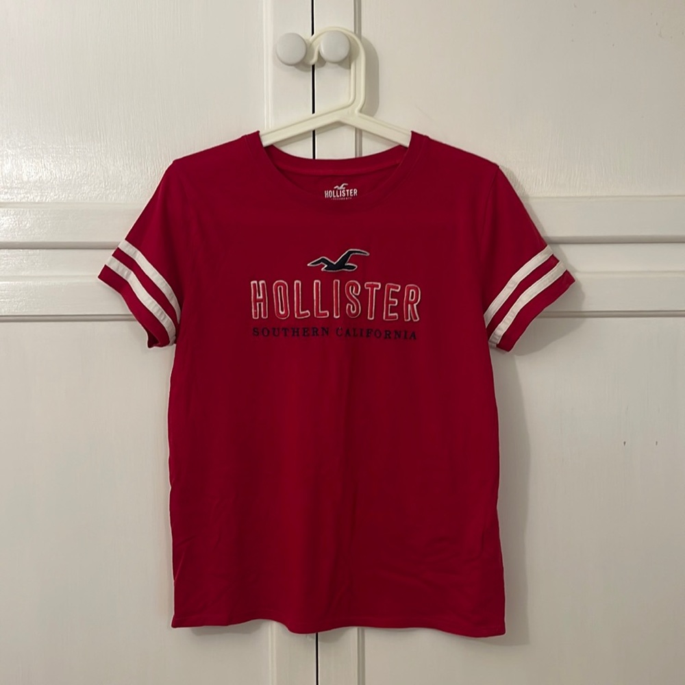 Hollister Women’s Red Short Sleeve Tee, will take anything!!